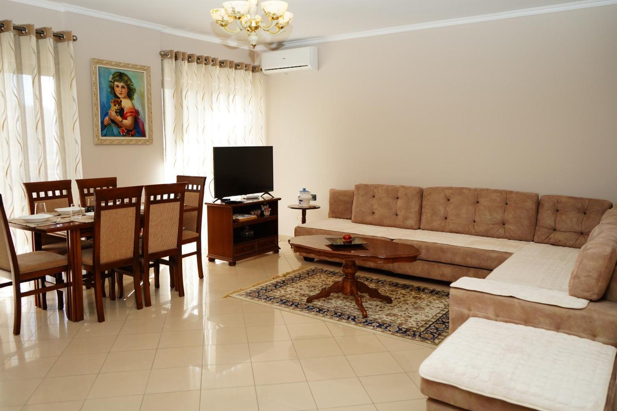 New Bazaar Bliss Apartment Tirana Exterior foto