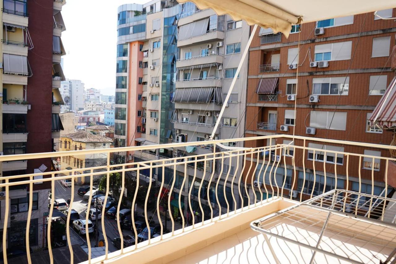 New Bazaar Bliss Apartment Tirana Exterior foto