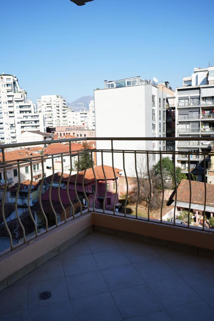 New Bazaar Bliss Apartment Tirana Exterior foto