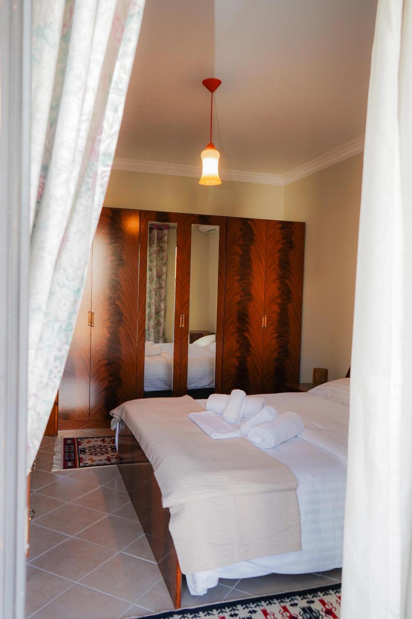 New Bazaar Bliss Apartment Tirana Exterior foto